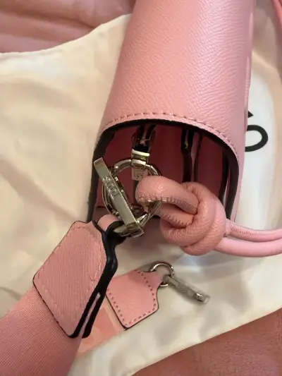 Cartera bandolera rosa Tous con correa ajustable - miniatura 2