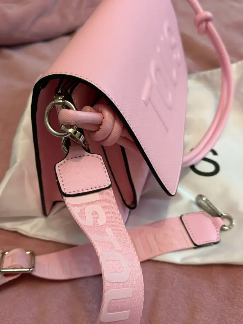 Cartera bandolera rosa Tous con correa ajustable - 3