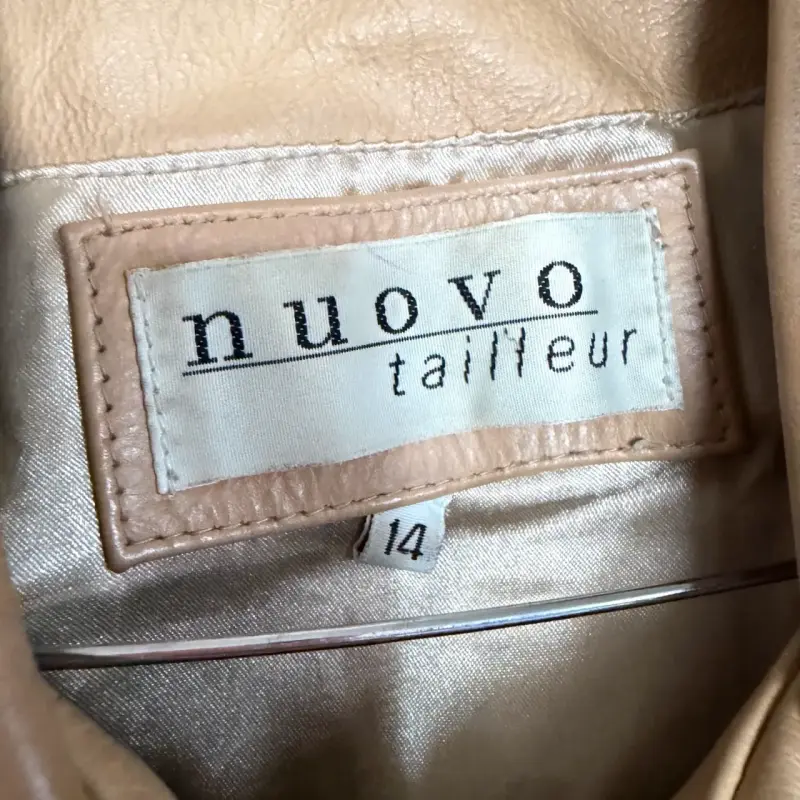 Chaqueta de cuero beige - 6