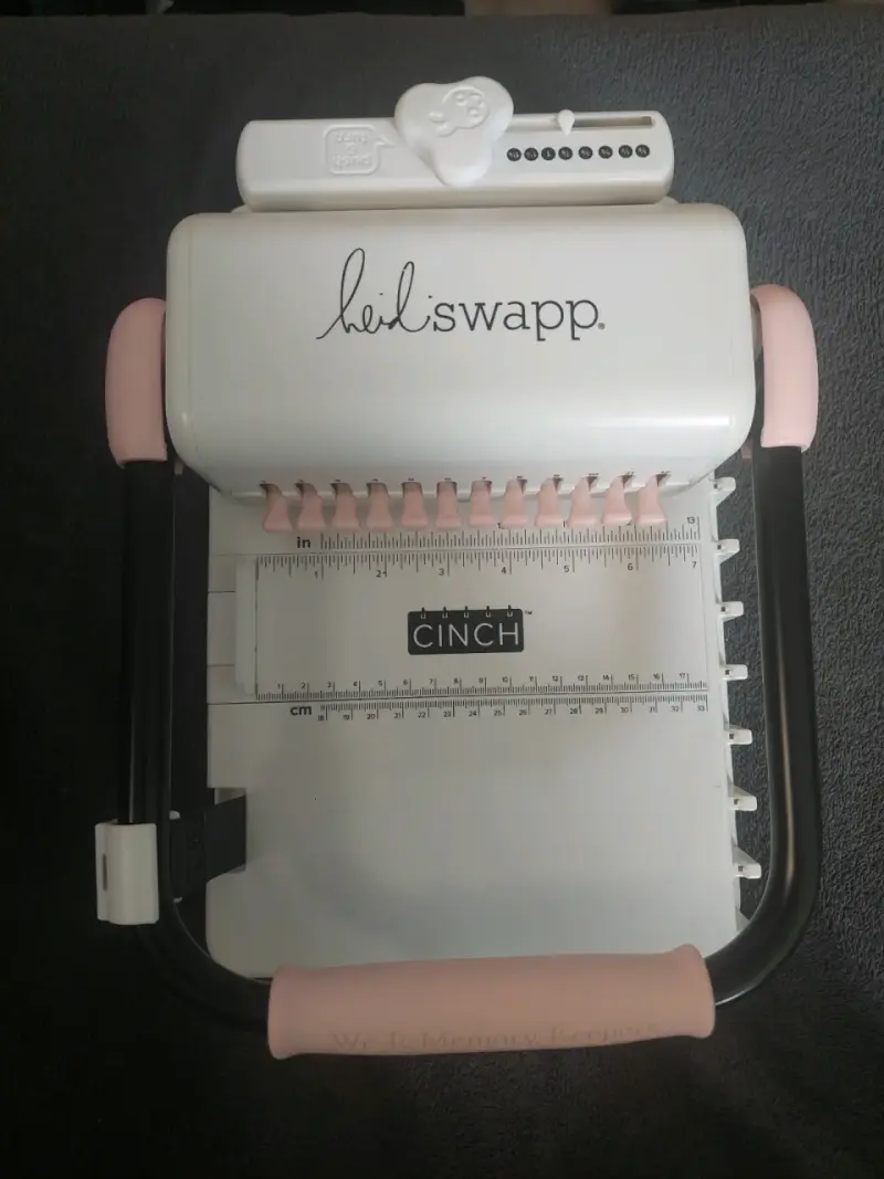 Encuadernadora Heidi Swapp Cinch para Scrapbooking - 4