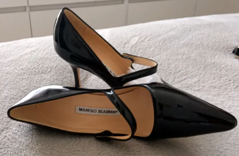 Zapatos de Tacón Negro Manolo Blahnik - 1