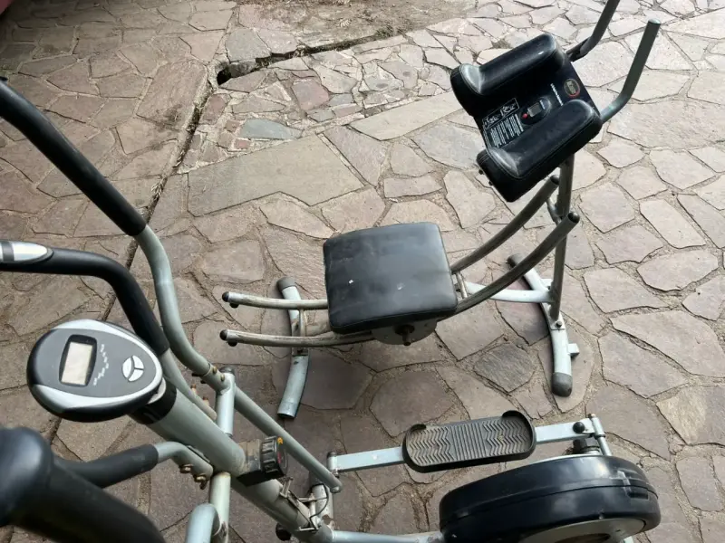 Máquina de Ejercicio AbCoaster y Elíptica Exercise BE5930 - 2