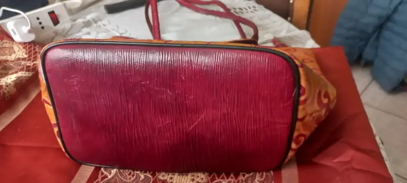 Bolso de hombro con diseño espiral - 3
