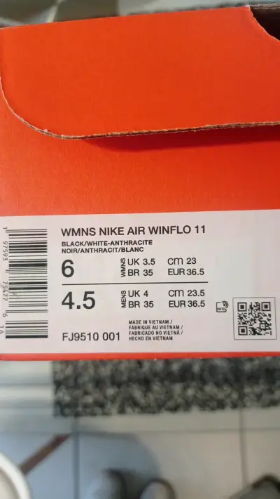Zapatillas Nike Air Winflo 11 negras para mujer - miniatura 3