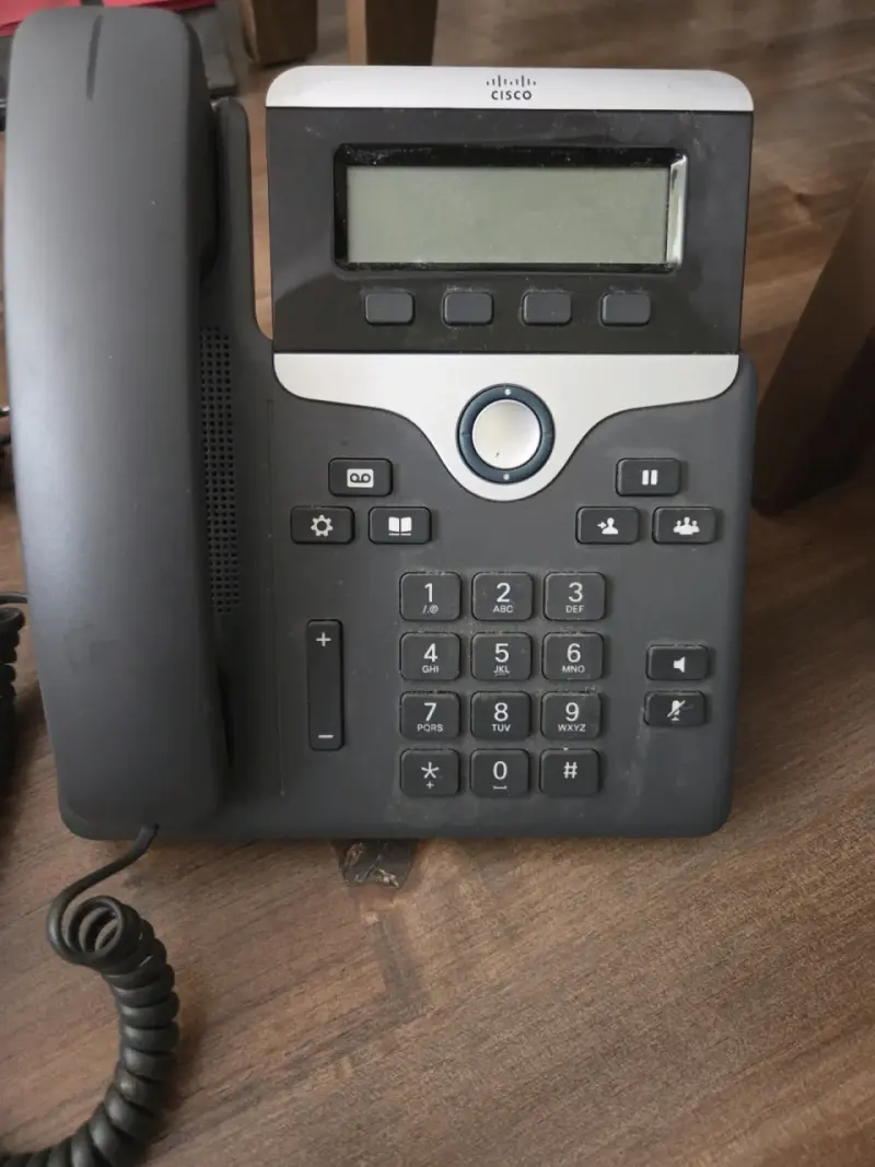 Teléfono IP Cisco con pantalla LCD - 2