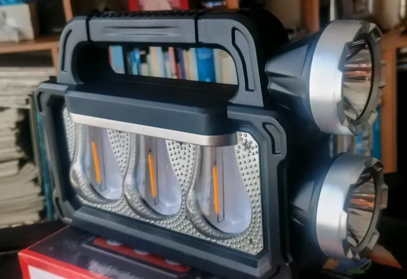Lámpara portátil multifuncional Hurry Bolt con carga solar - 4