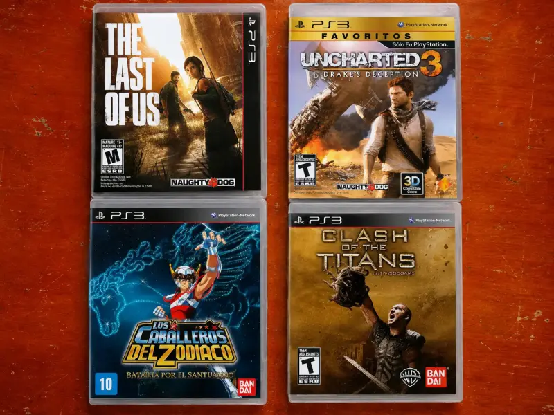 Consola PS3 con 10 juegos incluidos - 2