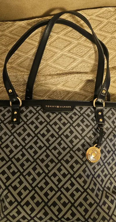 Bolso tote Tommy Hilfiger con diseño geométrico - miniatura 4