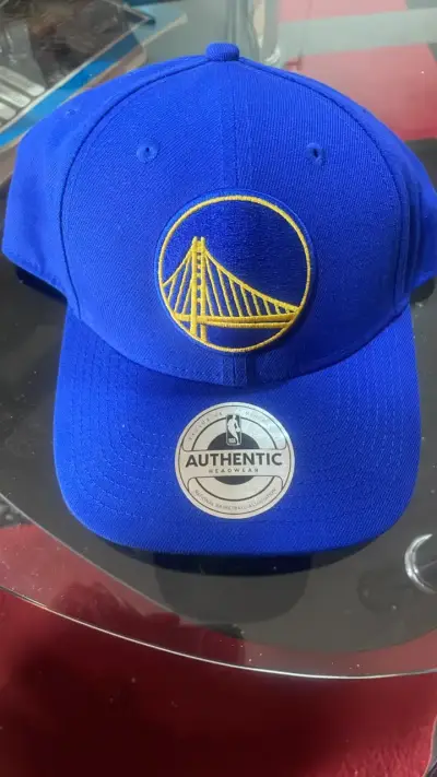 Gorra NBA azul con logo bordado - miniatura 1