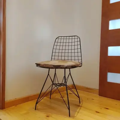 Silla de metal estilo Harry Bertoia - miniatura 5