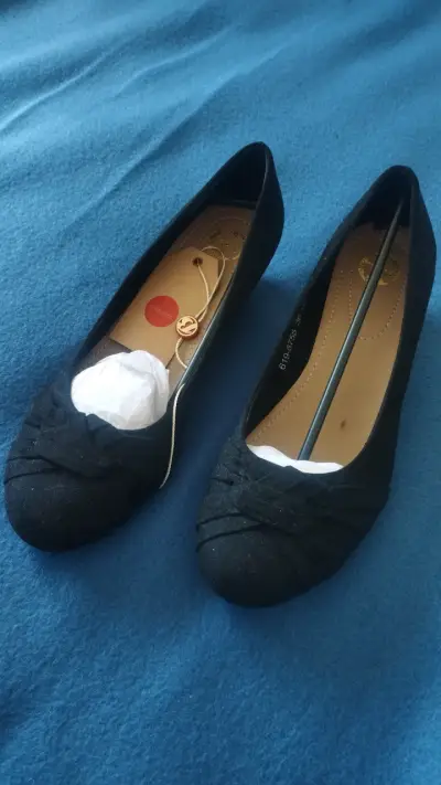 Zapatos planos negros Bata para mujer - miniatura 4
