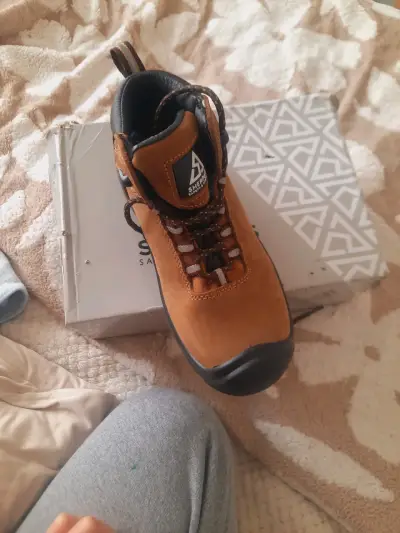 Botas de seguridad Sherpa marrón con suela antideslizante - miniatura 2