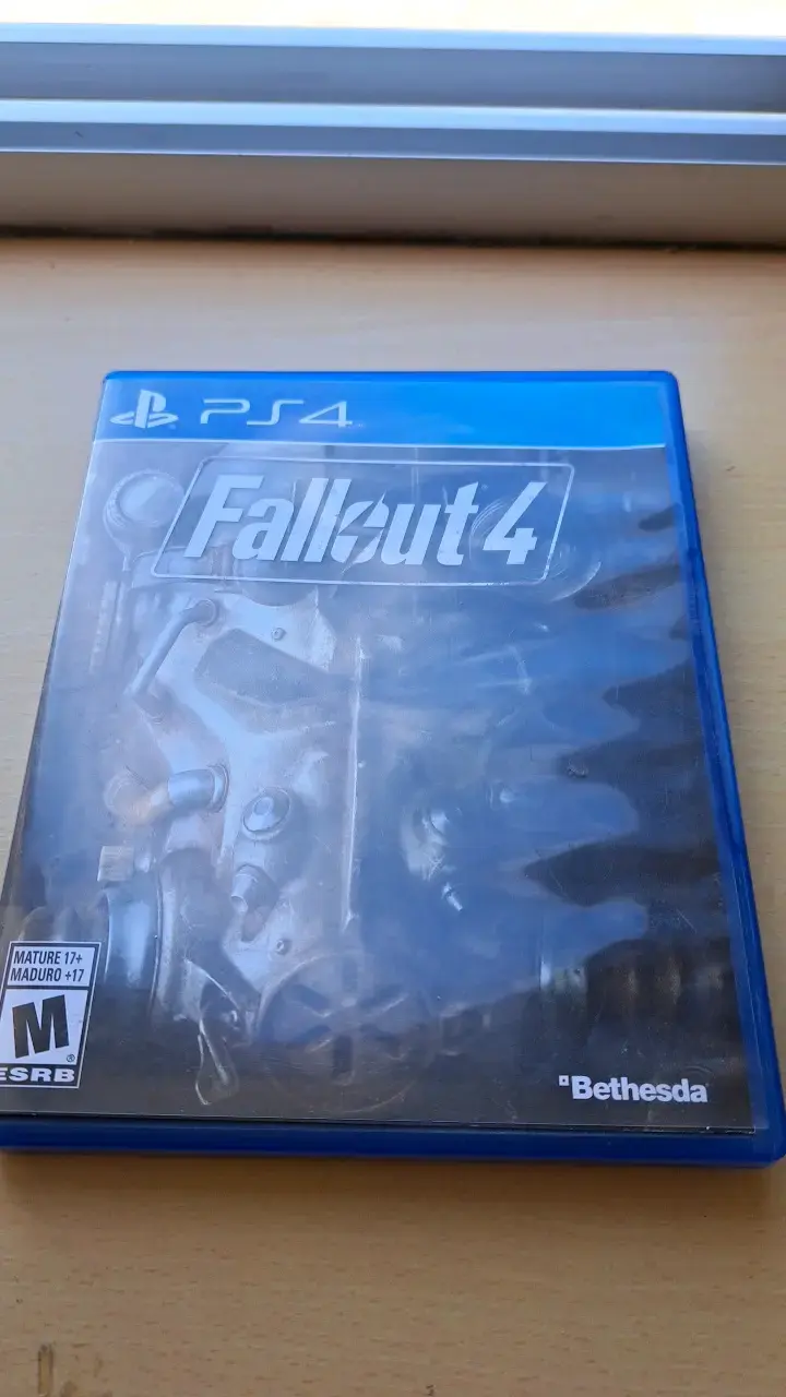 Juego PS4 Fallout 4 en buen estado - 1