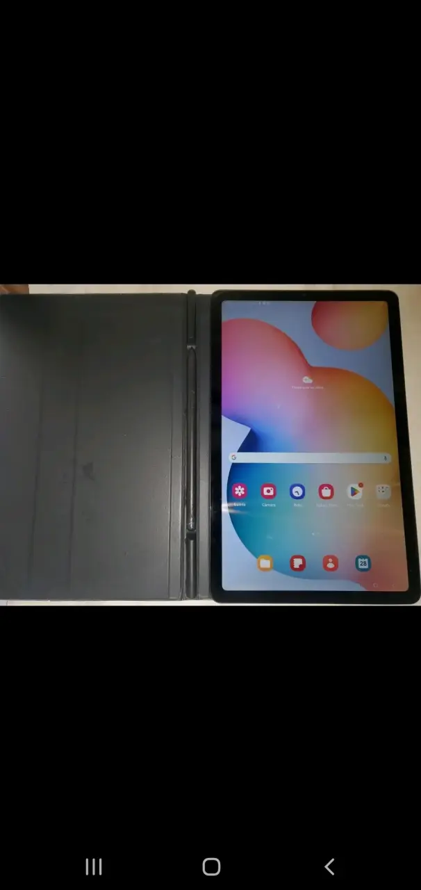 Tablet Samsung Galaxy Tab S6 Lite con funda - 1