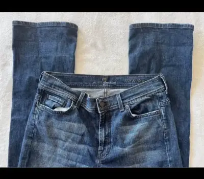 Jeans azul oscuro tiro medio - miniatura 3