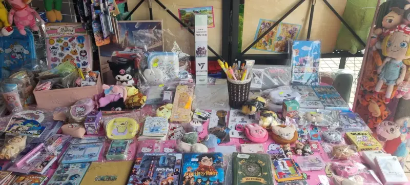 Peluches americanos papelería y artículos kpop - 6