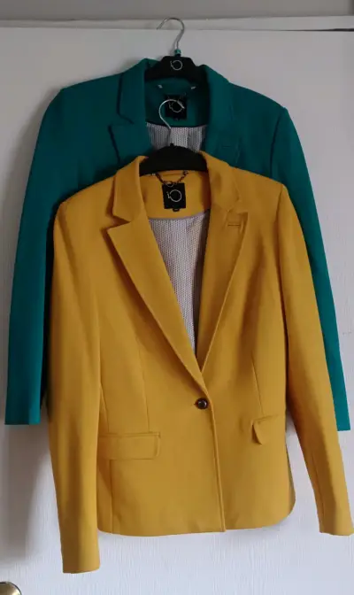 Blazer Io talla 44, colores mostaza y verde - miniatura 6