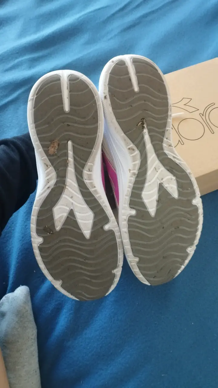 Zapatillas deportivas Diadora blancas y rosadas - 4