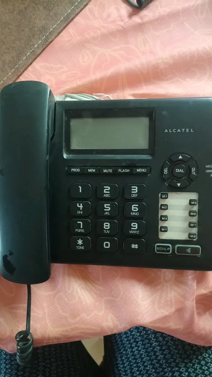 Teléfono de escritorio Panaphone KXT-3014 negro