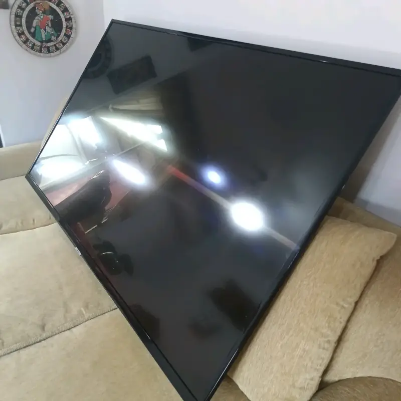 Televisor Samsung 55 pulgadas modelo UN55TU7090G - 4