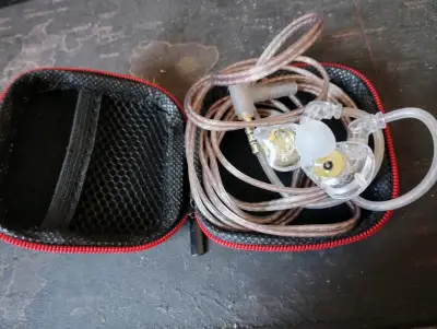 Auriculares In-Ear Transparentes con Estuche - miniatura 1