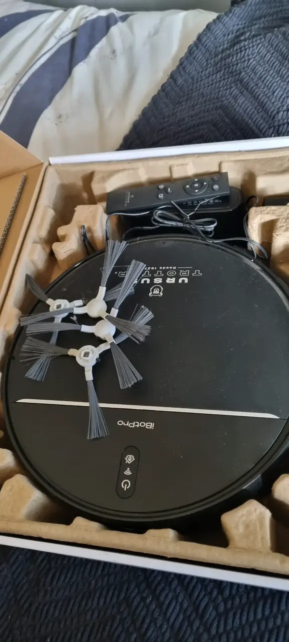 Aspiradora Robot iBoto Pro con WiFi - 1