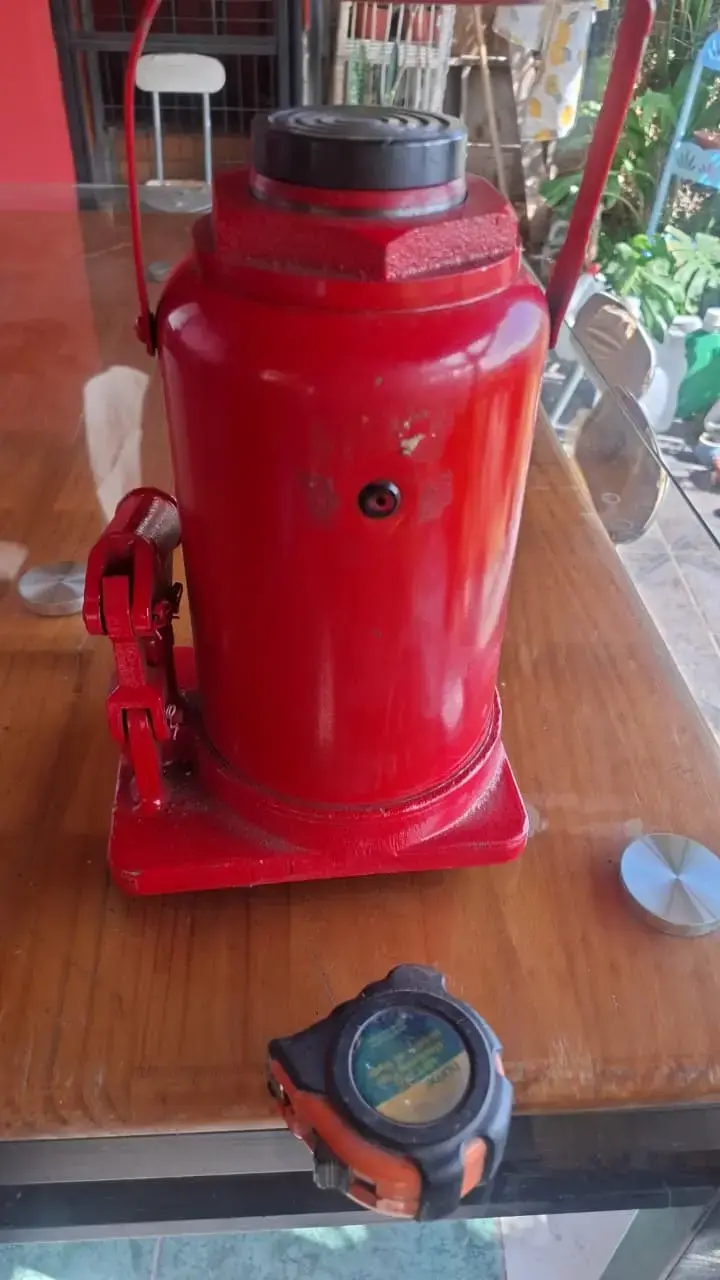 Gato hidráulico 50 tons Sinotruk original nuevo - 2