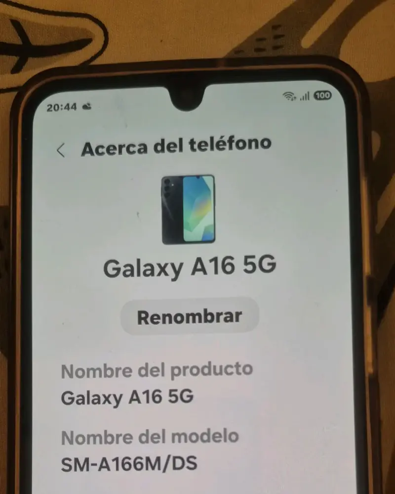 Samsung Galaxy A16 5G en buen estado - 1