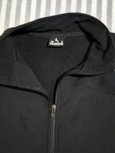 Chaqueta negra para hombre - miniatura 2
