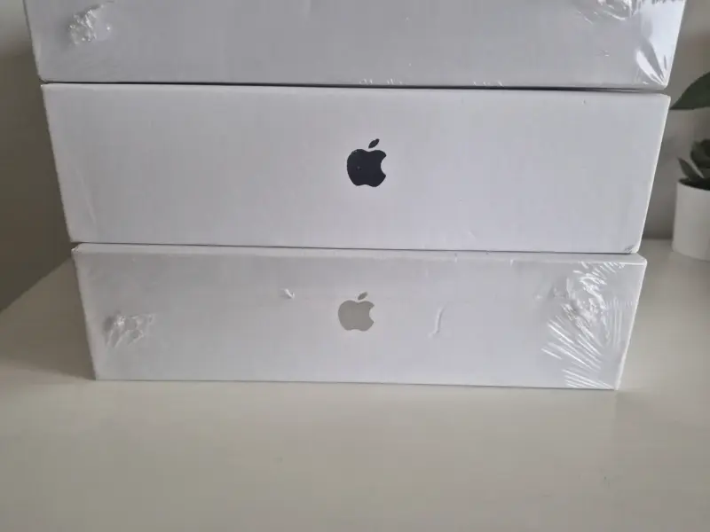 Auriculares Inalámbricos AirPods Max rojo y beige - 4