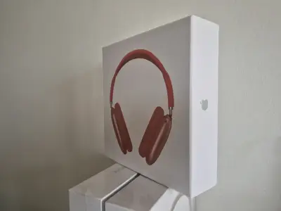 Auriculares Inalámbricos AirPods Max rojo y beige - miniatura 6