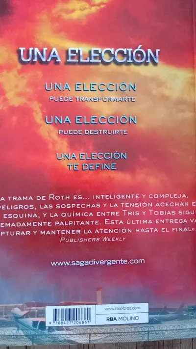 Libro 'Leal' de Veronica Roth en buen estado - miniatura 2