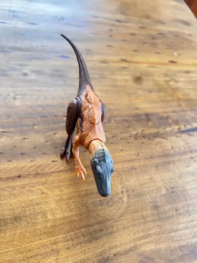 Figura de dinosaurio herrerasaurus jurassic world - miniatura 1
