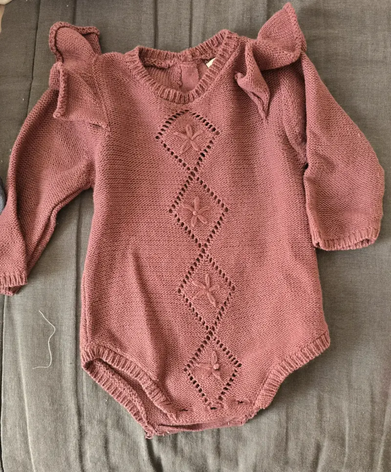 Body de bebé tejido color rosa