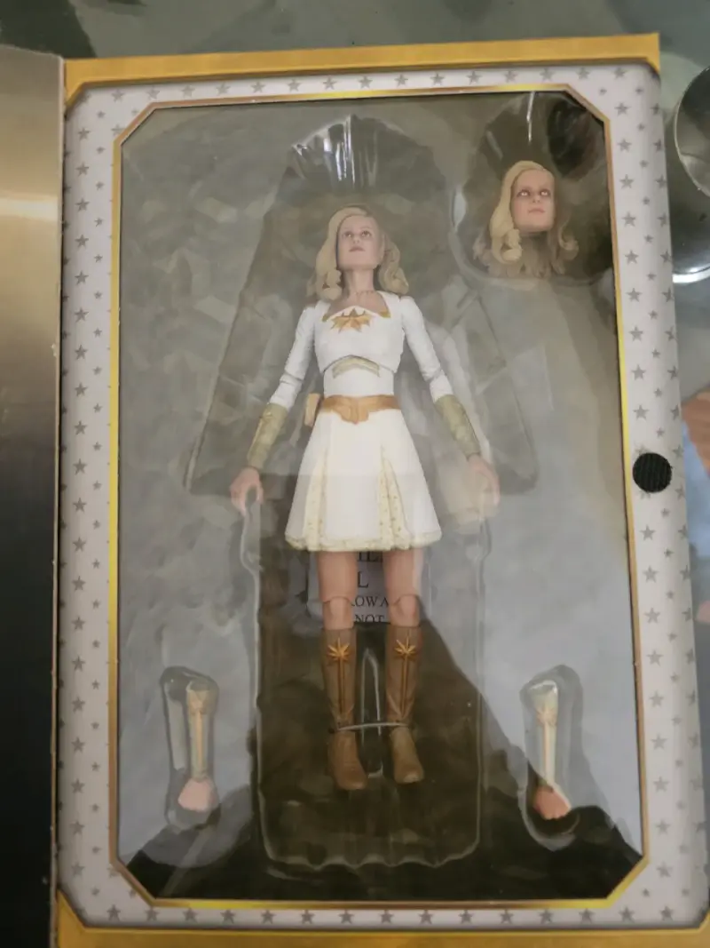 Figura NECA Starlight de The Boys - 2
