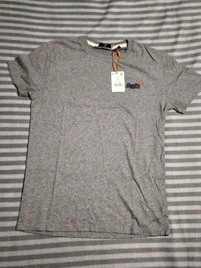 Polera Gris Superdry Hombre Talla M - miniatura 1