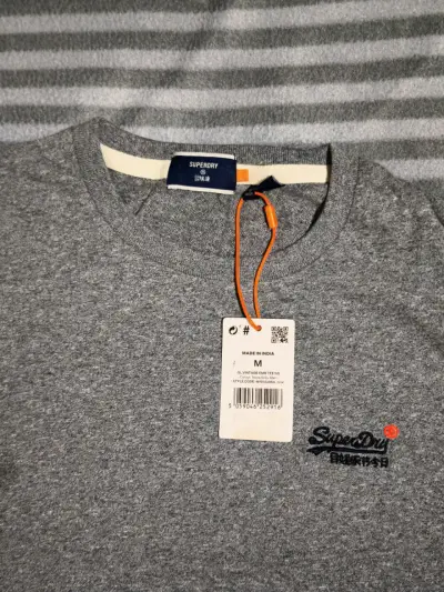 Polera Gris Superdry Hombre Talla M - miniatura 2