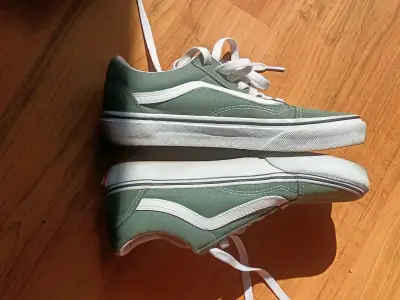 Zapatillas Vans verdes clásicas - miniatura 2