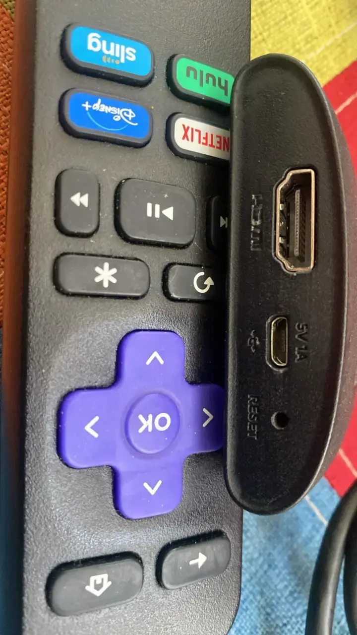 Reproductor de Streaming Roku con Control Remoto - 2