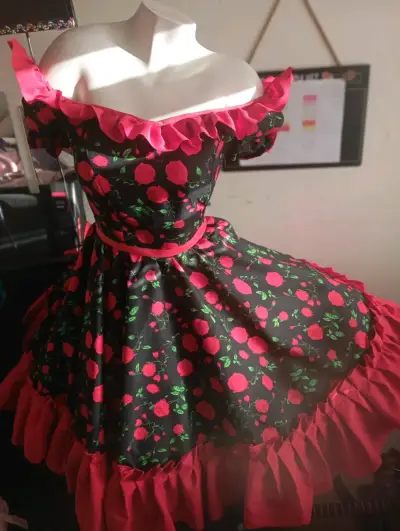 Vestido de cueca fiesta floral con volantes - miniatura 2
