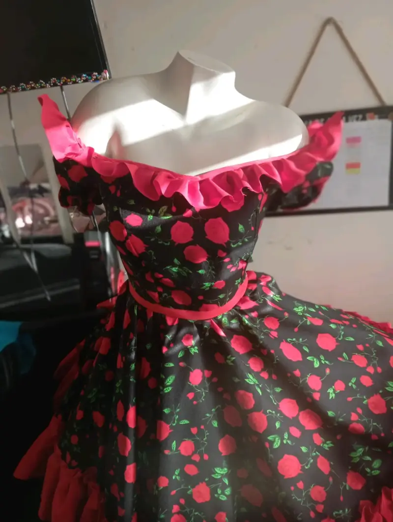 Vestido de cueca fiesta floral con volantes - 3