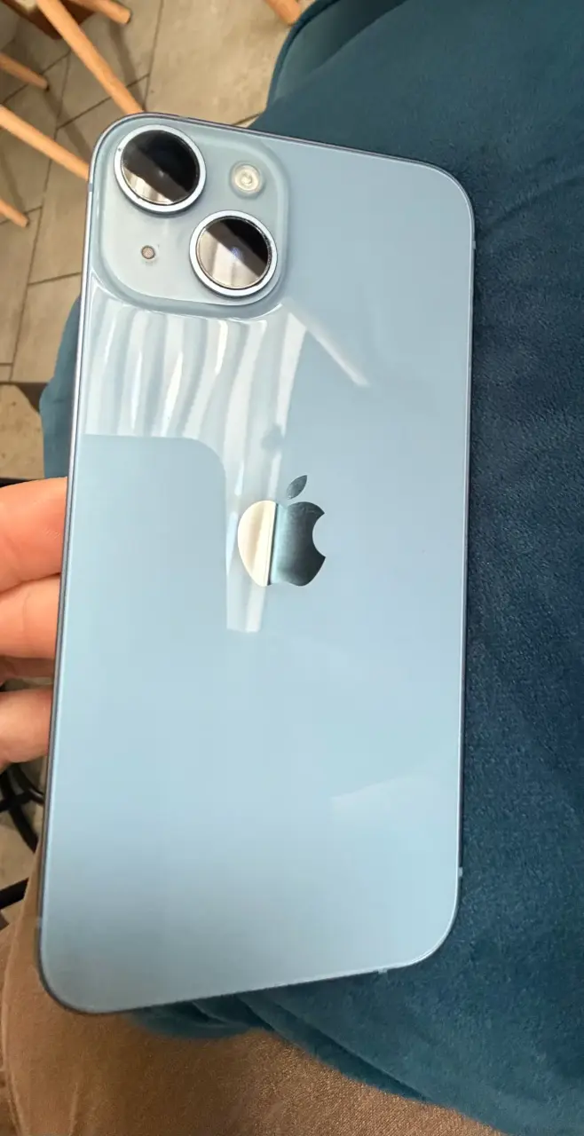 iPhone 14 azul en buen estado 128 gb - 1