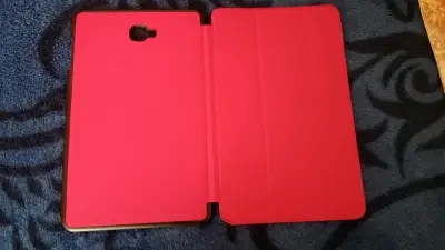 Funda roja para tablet con soporte - miniatura 1