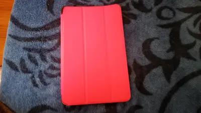 Funda roja para tablet con soporte - miniatura 3
