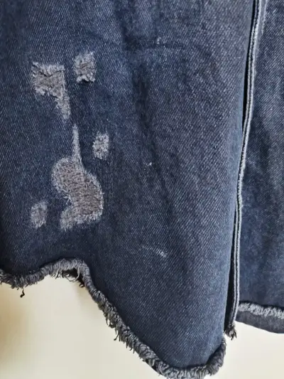 Camisa de mezclilla desgastada Zara para hombre - miniatura 5