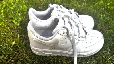 Zapatillas Nike Air Force 1 '07 All White Original - miniatura 2