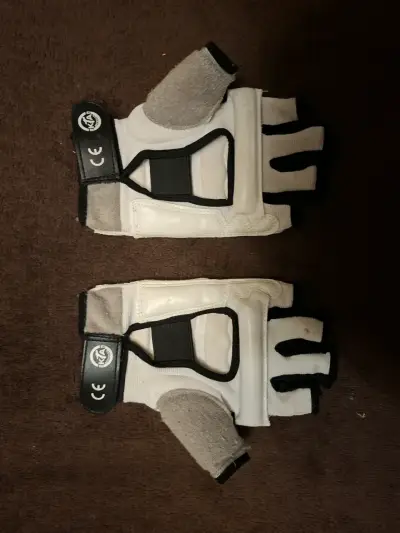 Guantes de Taekwondo Mooto Exercise blancos - miniatura 2
