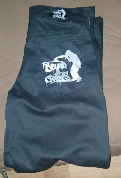 Pantalones negros con diseño gráfico Sound Clothes - miniatura 1