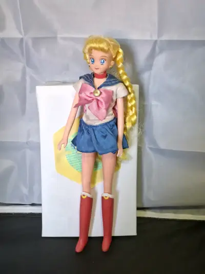 muñeca vintage de Sailor Moon (Serena) de Bandai - miniatura 1