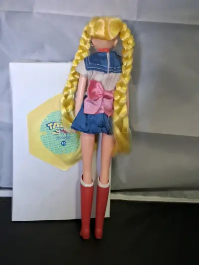 muñeca vintage de Sailor Moon (Serena) de Bandai - miniatura 2